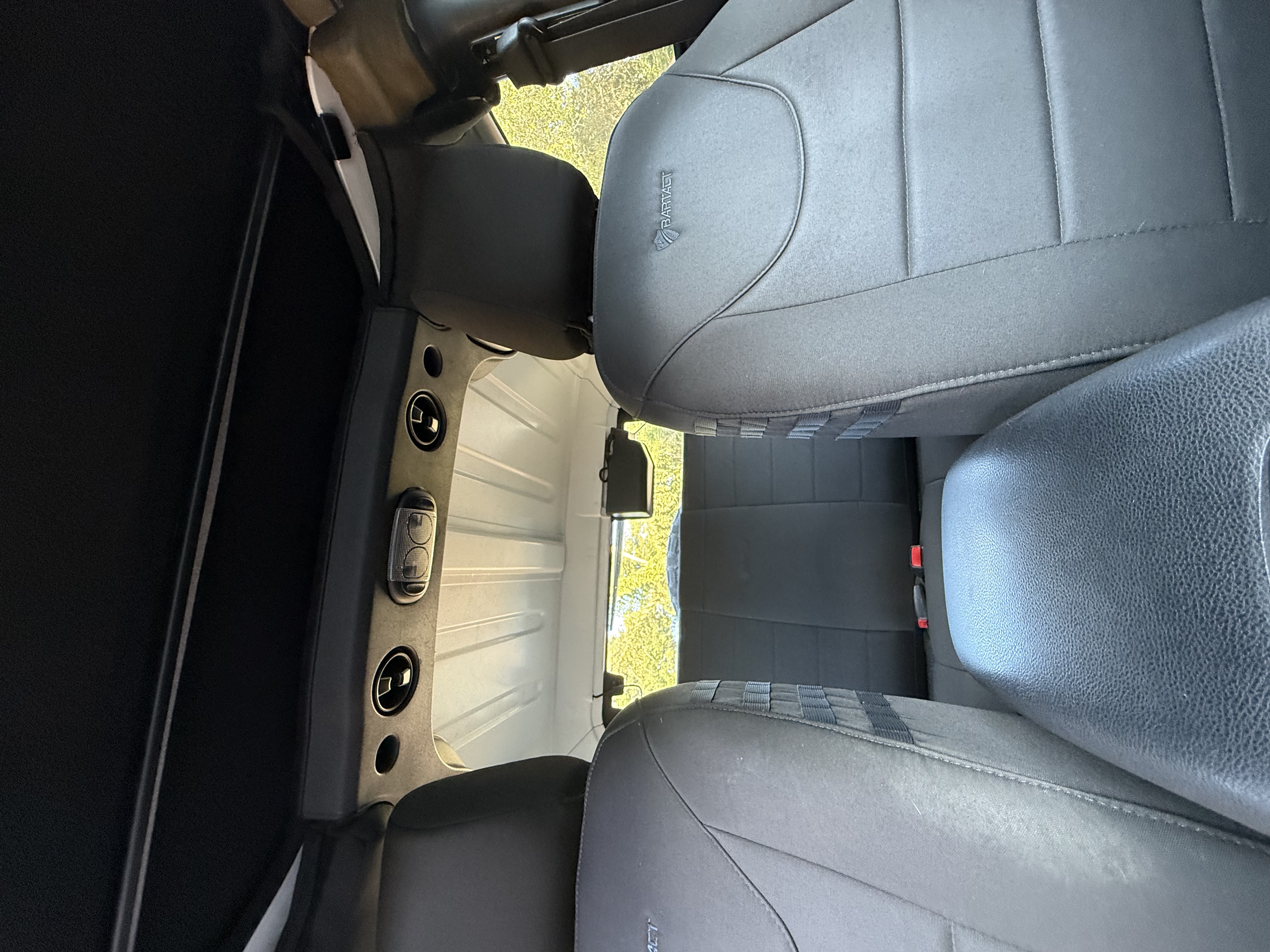 Used 2016 Jeep Wrangler Sport w/ Quick Order Package 24S AWD/4WD image 21