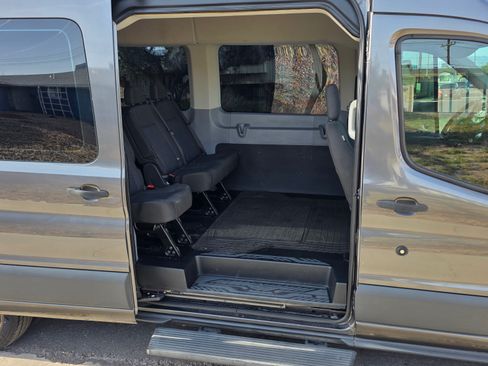 Used 2017 Ford Transit 350 XLT image 8