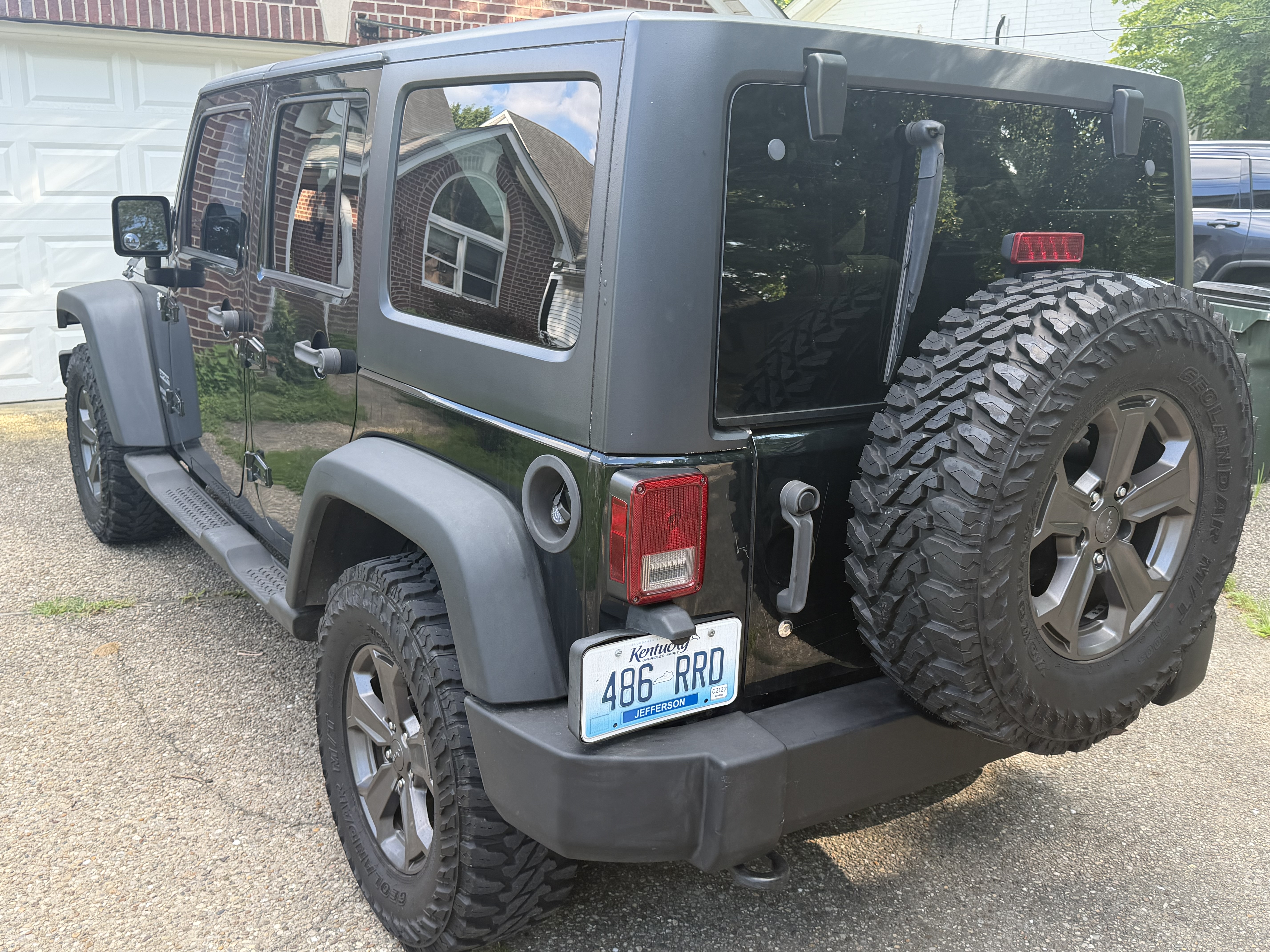 Used 2012 Jeep Wrangler Unlimited Sport w/ PWR Convenience Group AWD/4WD image 16