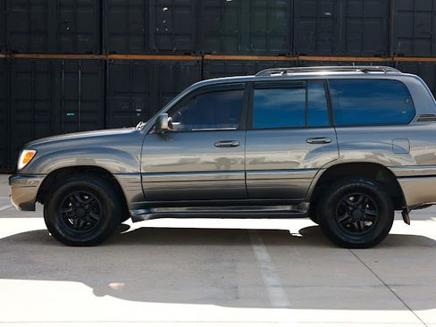 Used 2000 Lexus LX 470 4WD image 14