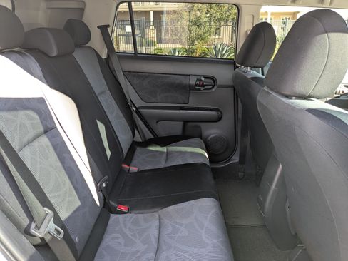 Used 2011 Scion xB Hatchback 4D image 22