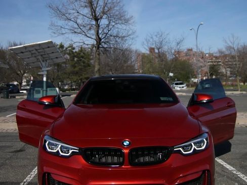 Used 2019 BMW M4 Coupe w/ Executive Package image 1