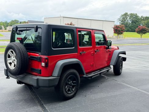Used 2015 Jeep Wrangler Unlimited Sport AWD/4WD image 5