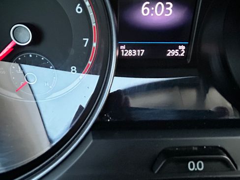 Used 2021 Volkswagen Atlas S image 15