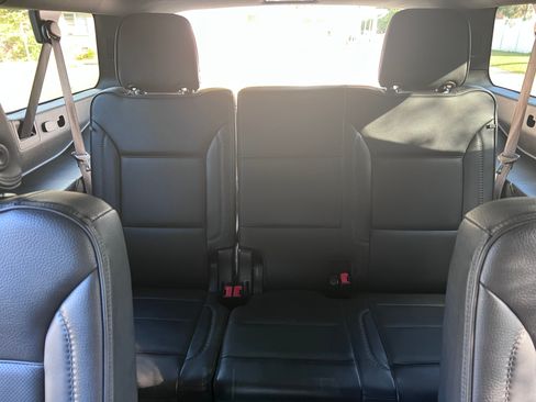 Used 2022 GMC Yukon XL Denali image 21