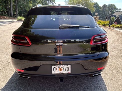 Used 2017 Porsche Macan AWD/4WD image 6
