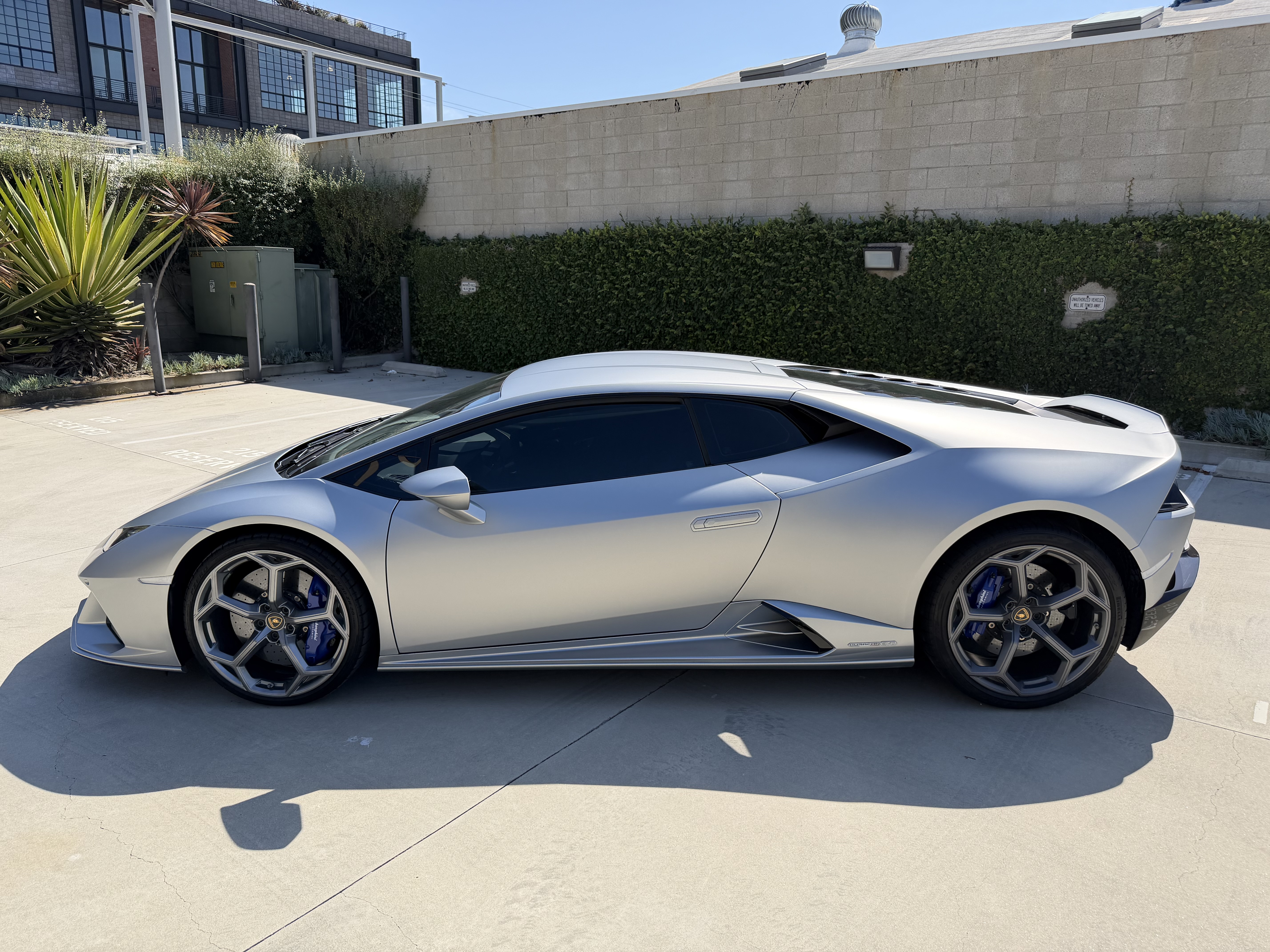 Used 2020 Lamborghini Huracan EVO AWD/4WD image 8