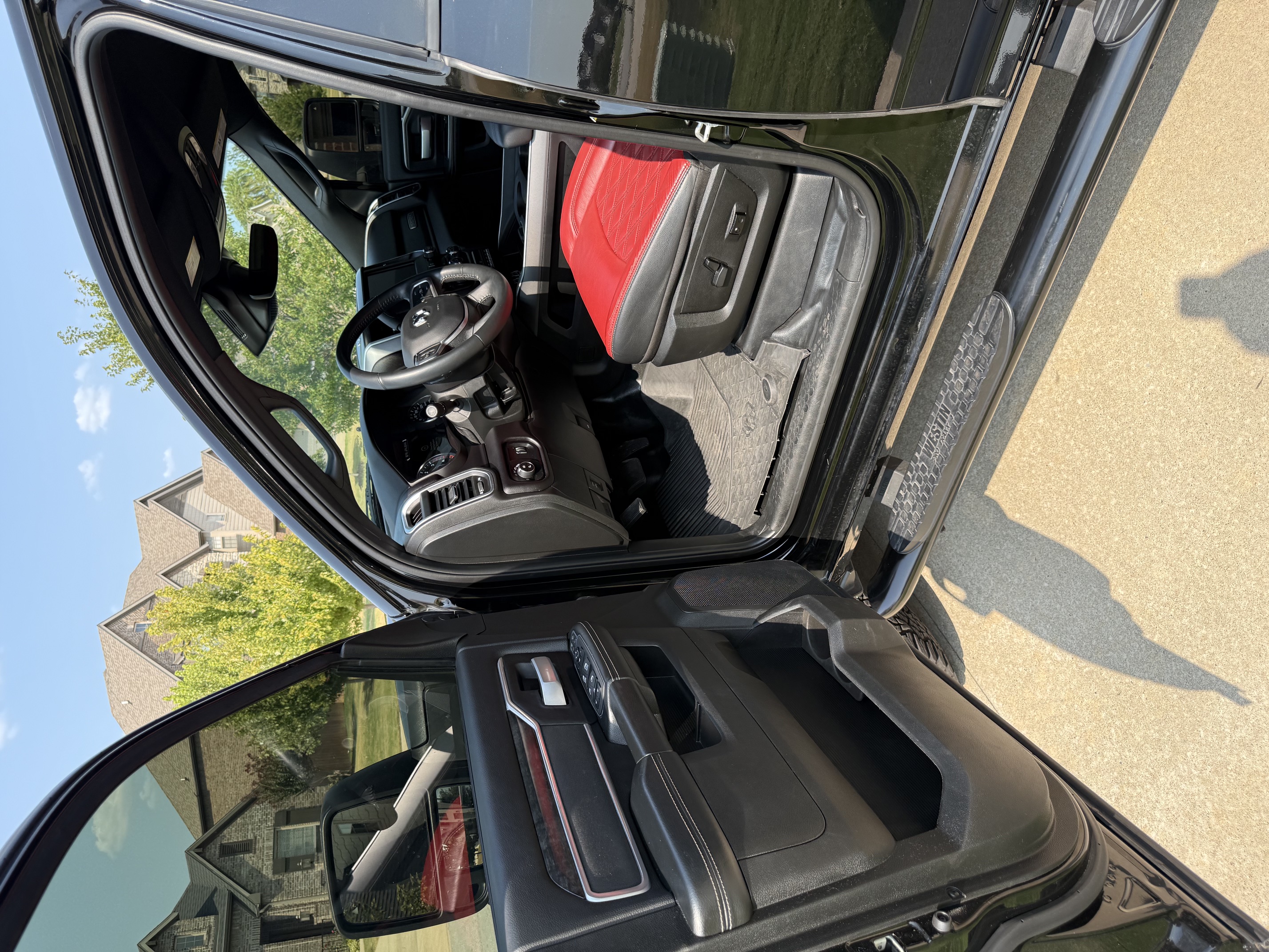 Used 2024 RAM 2500 Big Horn w/ Safety Group AWD/4WD image 20