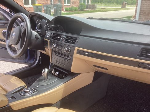 Used 2009 BMW M3 Convertible RWD image 11