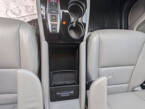 Used 2022 Honda Pilot Touring image 28