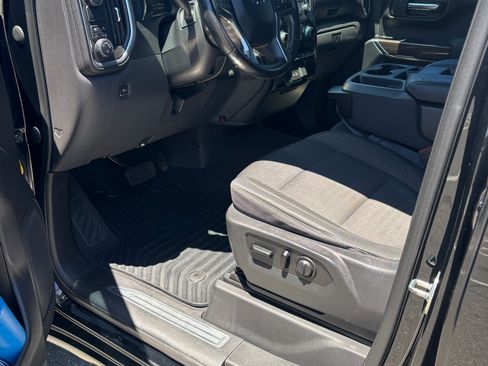 Used 2020 Chevrolet Silverado 1500 RST w/ All-Star Edition RWD image 13