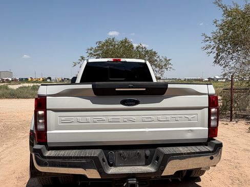 Used 2020 Ford F350 Lariat w/ Lariat Ultimate Package AWD/4WD image 6