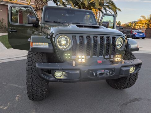 Used 2022 Jeep Wrangler Unlimited Rubicon w/ Xtreme Recon 35" Tire Package image 14