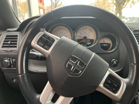 Used 2014 Dodge Challenger SXT w/ Sport Appearance Package image 2