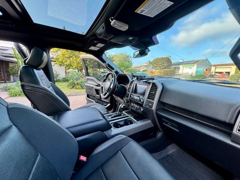 Used 2019 Ford F150 Raptor w/ Equipment Group 802A Luxury AWD/4WD image 13