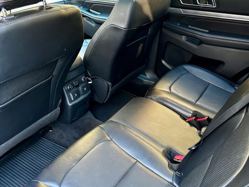 Used 2016 Ford Explorer Sport w/ Equipment Group 401A image 11
