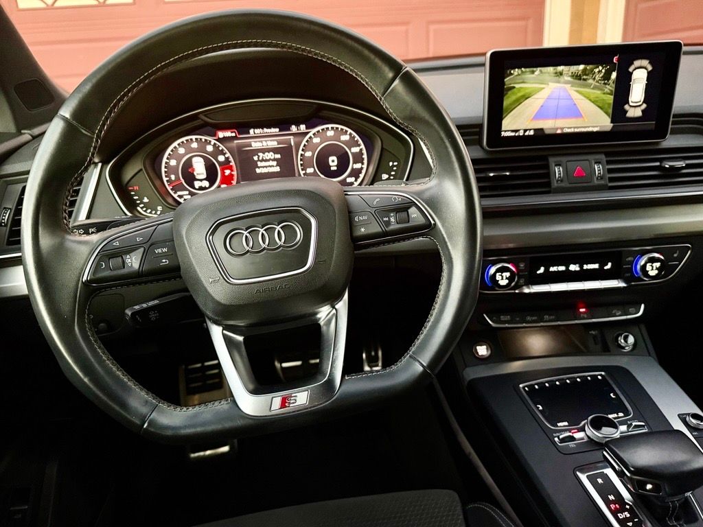 Used 2018 Audi SQ5 Premium Plus AWD/4WD image 16