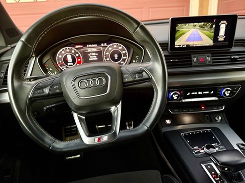 Used 2018 Audi SQ5 Premium Plus image 16