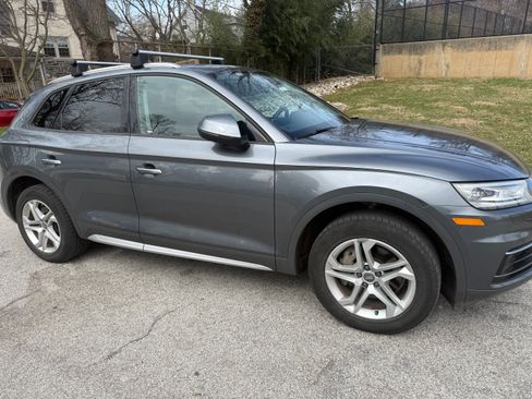 Used 2018 Audi Q5 2.0T Premium image 1