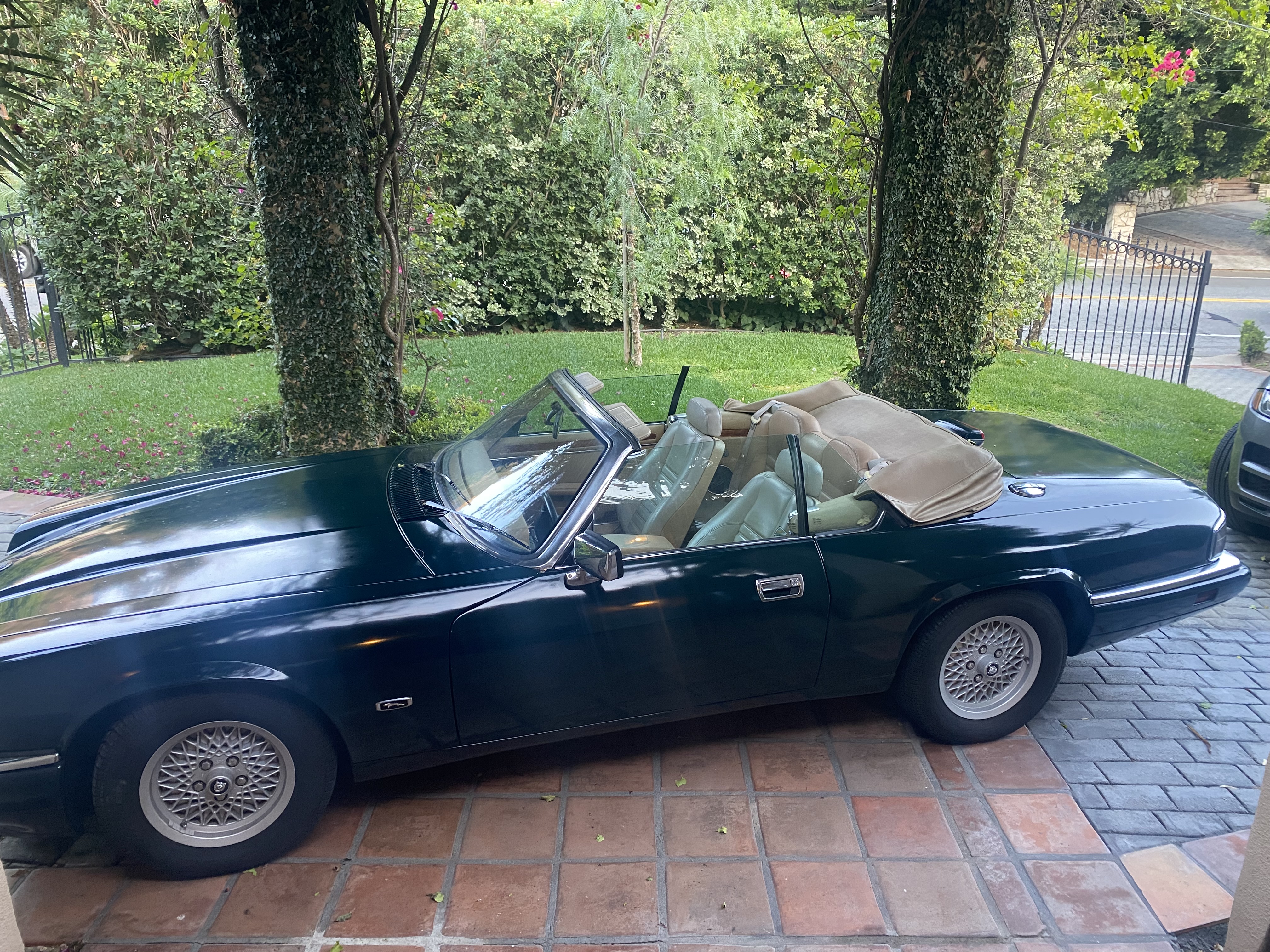 Used 1994 Jaguar XJS 4.0 Convertible RWD image 5