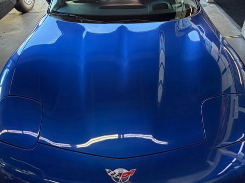 Used 2003 Chevrolet Corvette Z06 w/ Memory Package, 3 Drivers RWD image 2