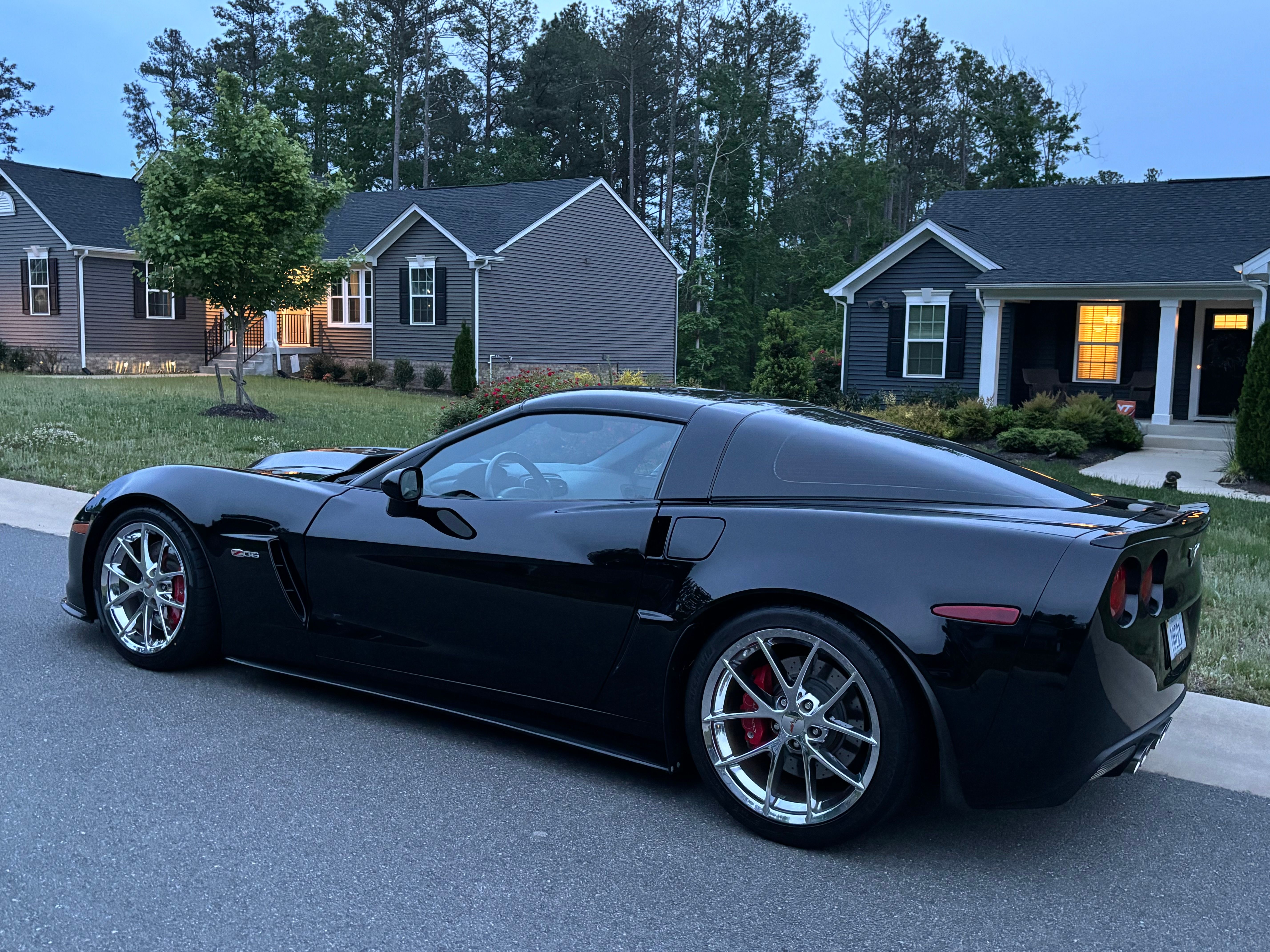 Used 2011 Chevrolet Corvette Z06 w/ Preferred Equipment Group RWD image 11