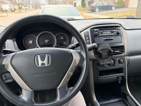 Used 2006 Honda Pilot LX image 10