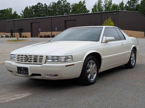 Used 2000 Cadillac Eldorado Touring image 10
