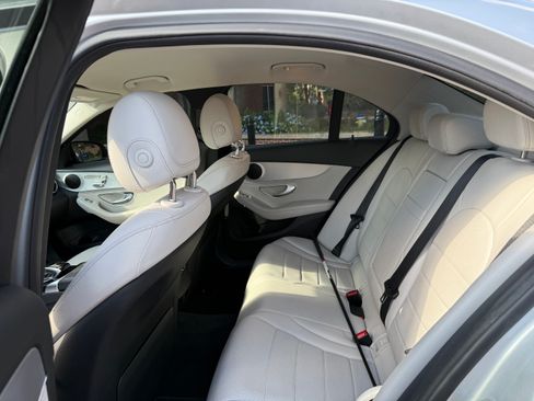 Used 2016 Mercedes-Benz C 300 Sedan image 9