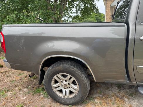 Used 2005 Toyota Tundra SR5 AWD/4WD image 12