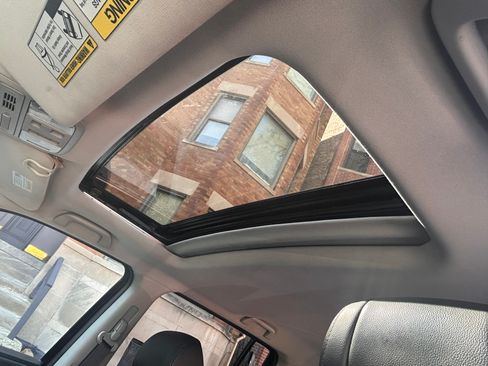 Used 2015 Honda Pilot EX-L image 10