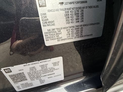 Used 2024 GMC Sierra 2500 AT4 w/ AT4 Premium Plus Package image 12