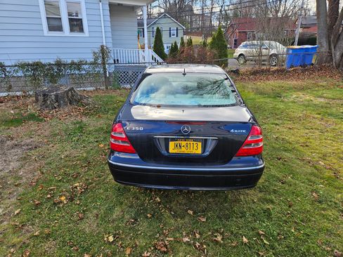Used 2006 Mercedes-Benz E 350 4MATIC Sedan image 13