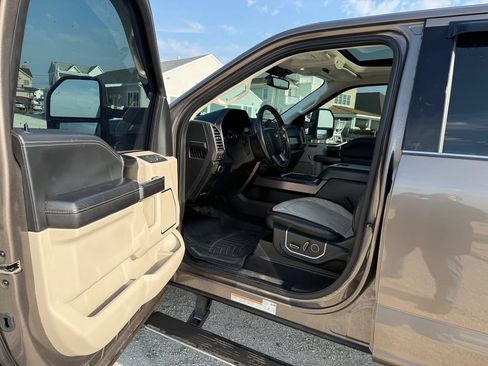 Used 2021 Ford F450 Limited w/ FX4 Off-Road Package image 10