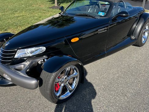 Used 1999 Plymouth Prowler image 4