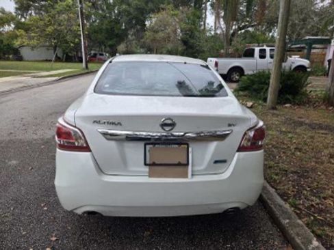 Used 2013 Nissan Altima 2.5 SV image 11