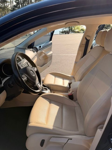 Used 2014 Volkswagen Jetta TDI FWD image 10