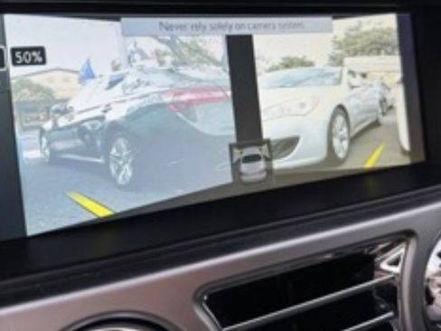 Used 2011 Rolls-Royce Ghost image 26