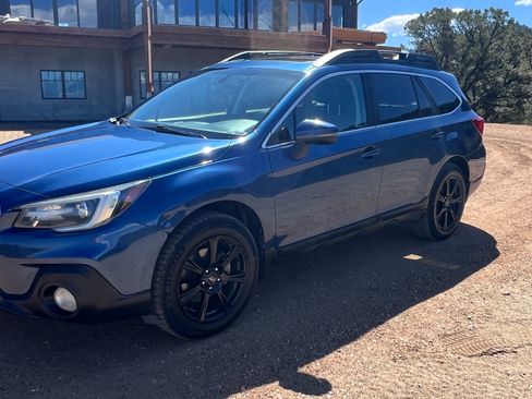 Used 2019 Subaru Outback 2.5i Limited AWD/4WD image 24