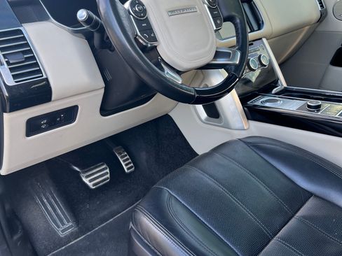 Used 2013 Land Rover Range Rover Supercharged image 11