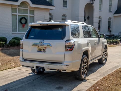 Used 2019 Toyota 4Runner Limited image 5
