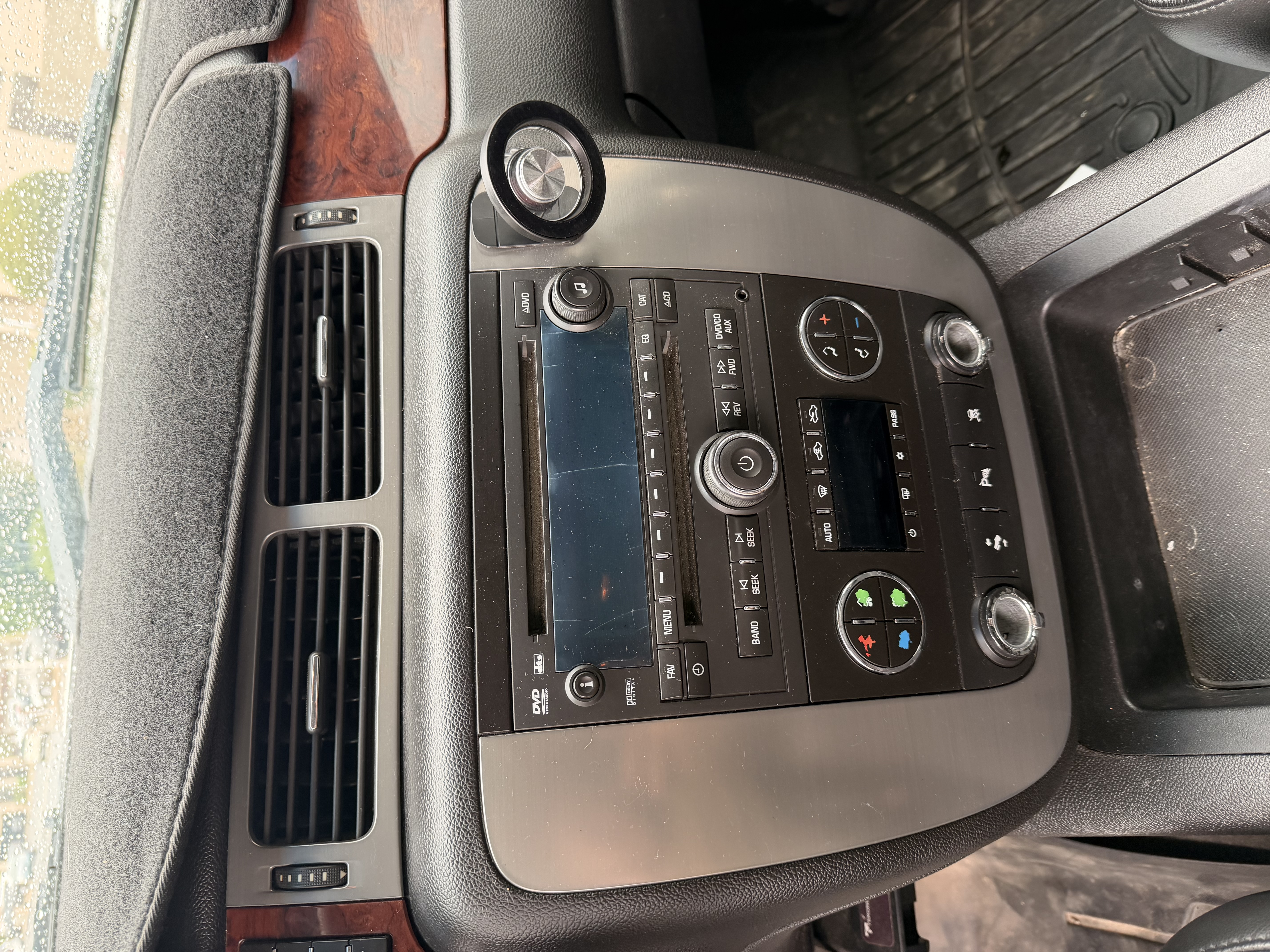 Used 2010 GMC Sierra 1500 SLT AWD/4WD image 11