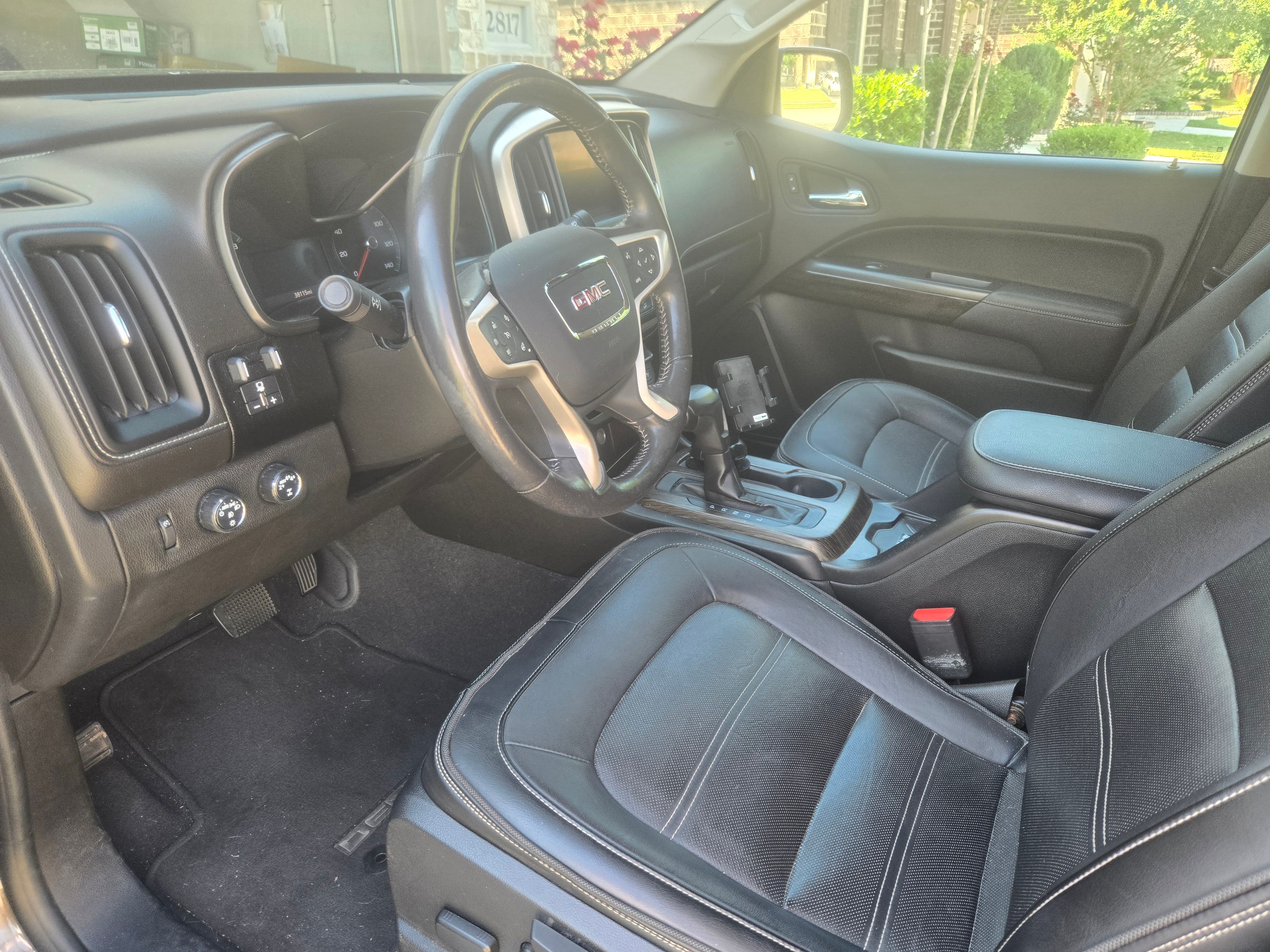 Used 2020 GMC Canyon Denali AWD/4WD image 4