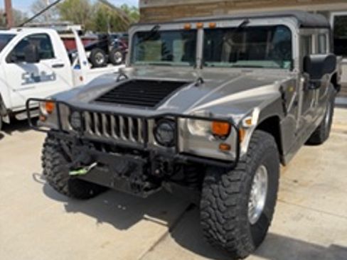 Used 2001 HUMMER H1 4-Door Open Top image 2
