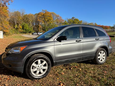 Used 2011 Honda CR-V SE image 1