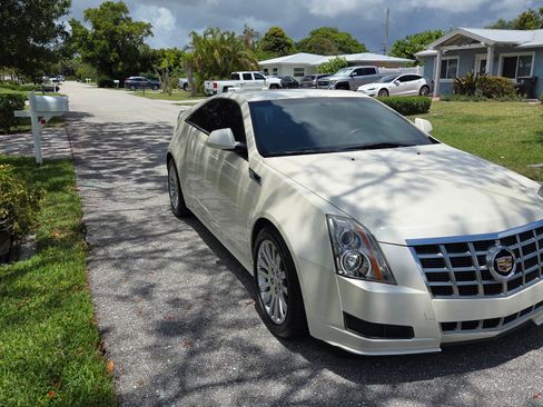 Used 2014 Cadillac CTS Coupe RWD image 4