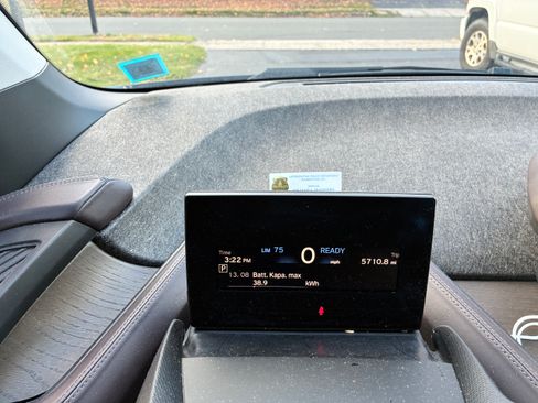 Used 2019 BMW i3 image 11