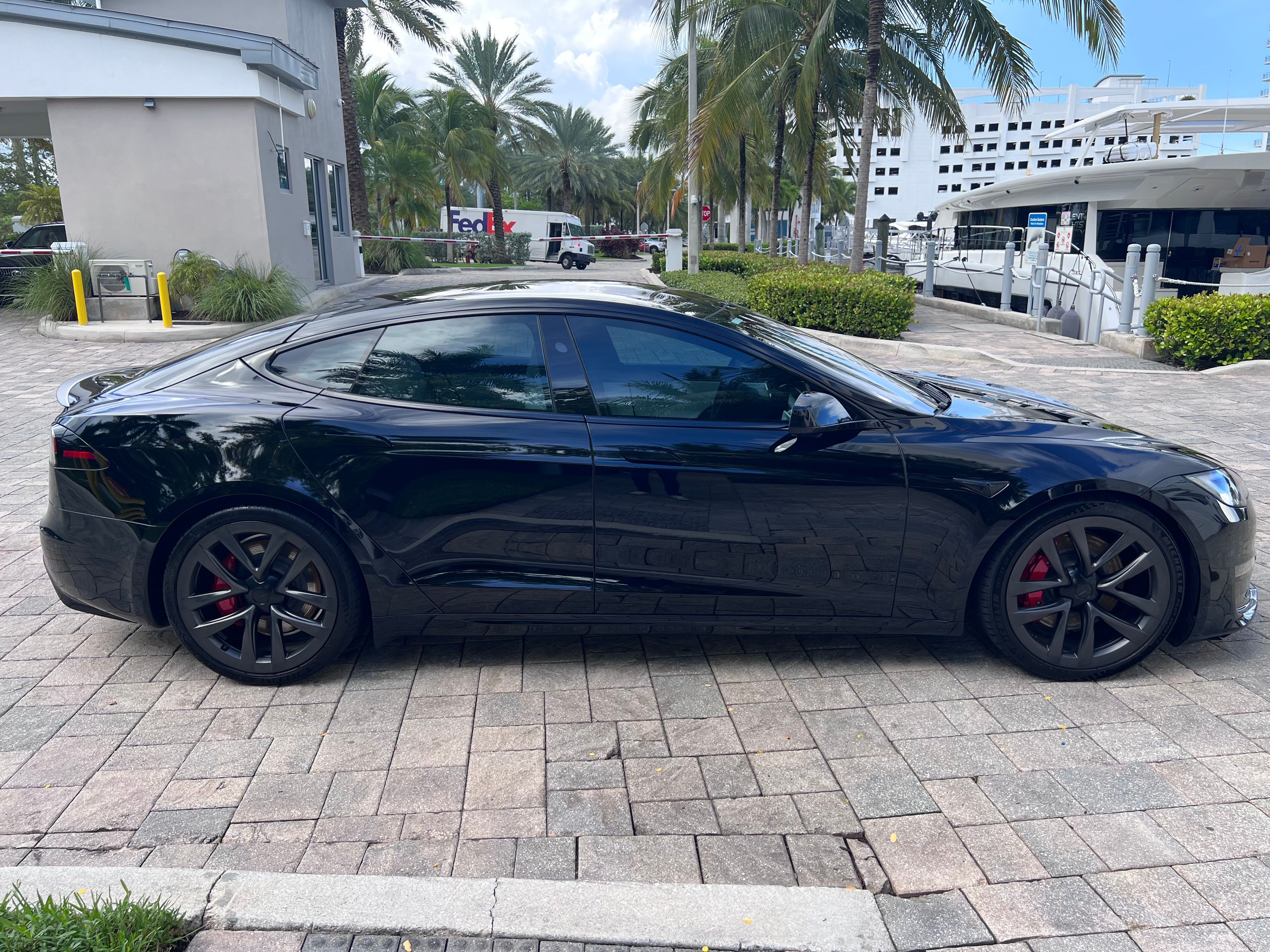 Used 2023 Tesla Model S Plaid AWD/4WD image 14