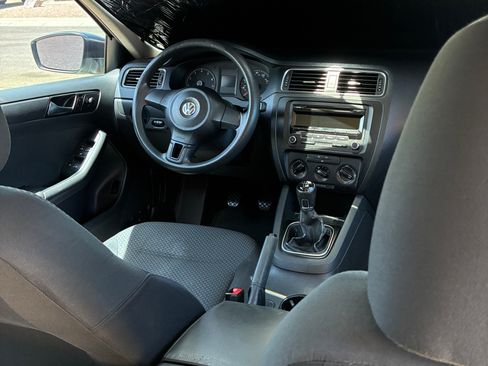 Used 2014 Volkswagen Jetta S FWD image 5