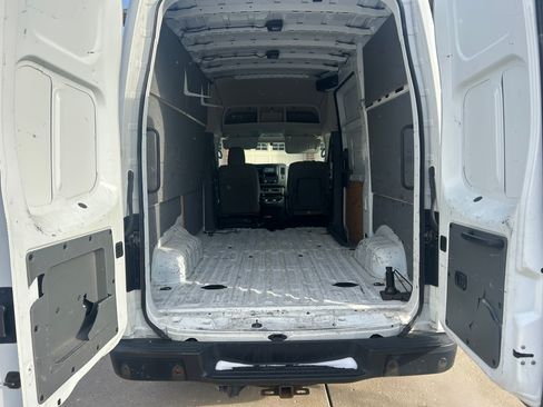 Used 2018 Nissan NV 2500 SV w/ Navigation Package image 10